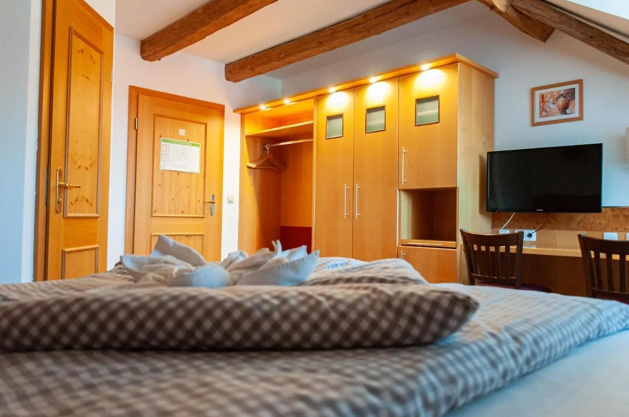 Landhotel & Gasthof Baiernrain Hotel